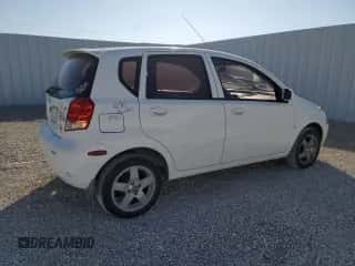 2008 Chevrolet Aveo LT z VIN KL1TG65678B188497, wystawiony jako Copart lot #44501275 z przebiegiem 195 139 mil mil oraz Czysty tytuł • Clean title. Historia ofert i sprzedaży dostępna na DreamBid. Obrazek 3.