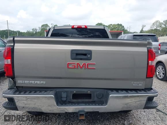 ✅ 2017 GMC Sierra 1500 SLE • VIN: 3GTP1MEC0HG230277 • Lot: 41997297. Listed on IAAI with Not provided. Free auction sales archive from the USA and detailed vehicle history report at DreamBid. Image 16.