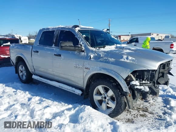 ✅ 2015 Ram 1500 Big Horn • VIN: 1C6RR7LT2FS620252 • Lot: 41149484. Listed on IAAI with 137,784 mi. Free auction sales archive from the USA and detailed vehicle history report at DreamBid. Image 1.