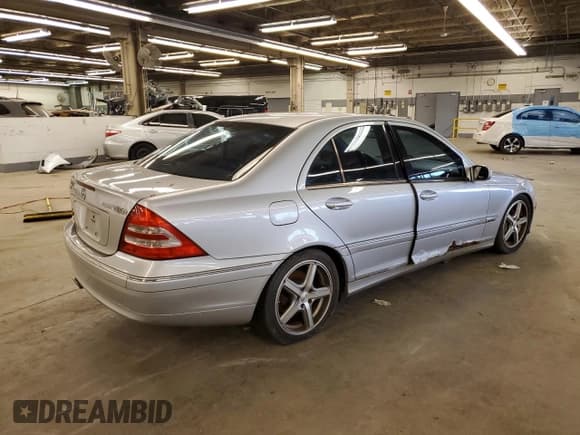 ✅ 2004 Mercedes-Benz C 230 Kompressor • VIN: WDBRF40J34A589162 • Lot: 54264684. Wystawiony na Copart z przebiegiem 190 807 mil. Bezpłatny archiwum sprzedaży aukcyjnych z USA i szczegółowy raport historii pojazdu na DreamBid. Zdjęcie 3.