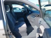 ✅ 2006 Honda Odyssey LX • VIN: 5FNRL38256B094649 • Lot: 43462075. Wystawiony na IAAI z przebiegiem 121 609 mil. Bezpłatny archiwum sprzedaży aukcyjnych z USA i szczegółowy raport historii pojazdu na DreamBid. Zdjęcie 5.