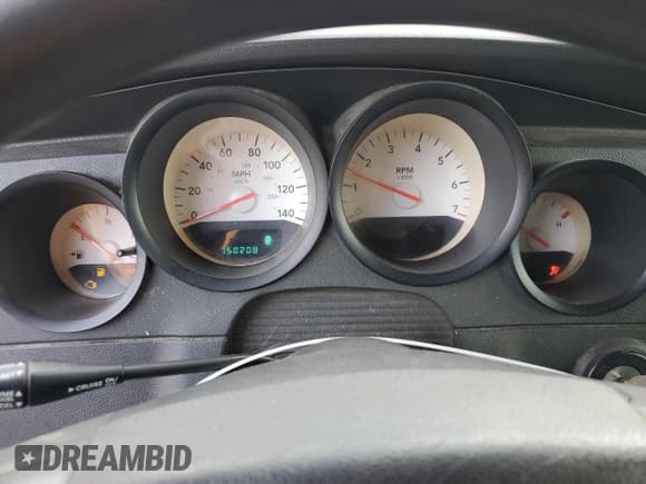 ✅ 2006 Dodge Magnum • VIN: 2D4FV47T96H335087 • Lot: 92134245. Wystawiony na Copart z przebiegiem 150 208 mil. Bezpłatny archiwum sprzedaży aukcyjnych z USA i szczegółowy raport historii pojazdu na DreamBid. Zdjęcie 9.