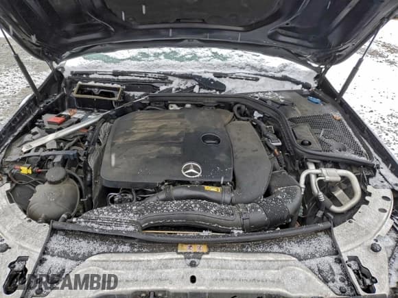 ✅ 2019 Mercedes-Benz C 300 • VIN: 55SWF8EB2KU300630 • Lot: 91860695. Wystawiony na Copart z przebiegiem 92 299 mil. Bezpłatny archiwum sprzedaży aukcyjnych z USA i szczegółowy raport historii pojazdu na DreamBid. Zdjęcie 11.