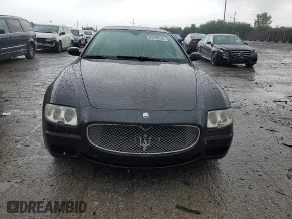 ✅ 2008 Maserati Quattroporte • VIN: ZAMFE39A080033161 • Lot: 83788545. Wystawiony na Copart z przebiegiem 85 515 mil. Bezpłatny archiwum sprzedaży aukcyjnych z USA i szczegółowy raport historii pojazdu na DreamBid. Zdjęcie 5.