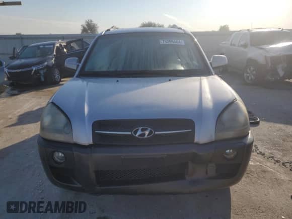 2006 Hyundai Tucson GLS with VIN KM8JN72D96U307422, listed as a Copart auction lot 75299464 with 113,578 mi miles and Salvage title. Bid and sale history available at DreamBid. Image 5.