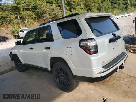 ✅ 2021 Toyota 4Runner Nightshade • VIN: JTECU5JR4M5234318 • Lot: 71530925. Wystawiony na Copart z przebiegiem 140 370 mil. Bezpłatny archiwum sprzedaży aukcyjnych z USA i szczegółowy raport historii pojazdu na DreamBid. Zdjęcie 2.
