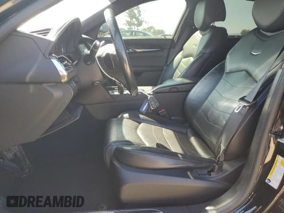 ✅ 2019 Cadillac CT6 Premium Luxury AWD • VIN: 1G6KD5RS6KU119474 • Lot: 70486125. Listed on Copart with 115,345 mi. Free auction sales archive from the USA and detailed vehicle history report at DreamBid. Image 7.