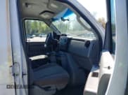 ✅ 2013 Ford Econoline Cargo Commercial • VIN: 1FTNS2EL2DDA60813 • Lot: 42030005. Wystawiony na IAAI z przebiegiem 216 536 mil. Bezpłatny archiwum sprzedaży aukcyjnych z USA i szczegółowy raport historii pojazdu na DreamBid. Zdjęcie 5.