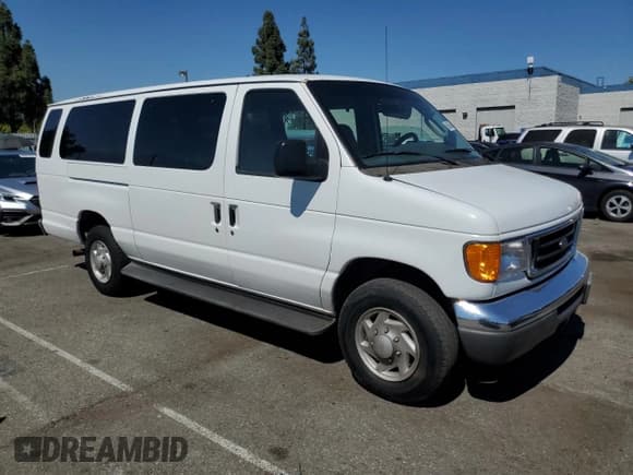 ✅ 2007 Ford Econoline Passenger XL • VIN: 1FBSS31L17DA98329 • Лот: 66902645. Опубликован ранее на Copart с пробегом 362 292 миль. Бесплатный доступ к архиву аукционных продаж из США и подробный отчёт об истории автомобиля на DreamBid. Изображение 4.