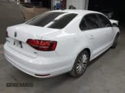 ✅ 2016 Volkswagen Jetta SEL • VIN: 3VWL17AJ5GM363571 • Лот: 42393399. Опубликован ранее на IAAI с пробегом 76 302 миль. Бесплатный доступ к архиву аукционных продаж из США и подробный отчёт об истории автомобиля на DreamBid. Изображение 4.