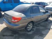 ✅ 2005 Kia Rio • VIN: KNADC125356379472 • Лот: 41685248. Опубликован ранее на IAAI с пробегом 175 338 миль. Бесплатный доступ к архиву аукционных продаж из США и подробный отчёт об истории автомобиля на DreamBid. Изображение 4.