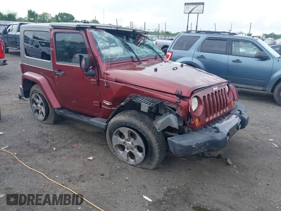 ✅ 2008 Jeep Wrangler Sahara • VIN: 1J4FA54168L512227 • Lot: 42106422. Wystawiony na IAAI z przebiegiem 198 495 mil. Bezpłatny archiwum sprzedaży aukcyjnych z USA i szczegółowy raport historii pojazdu na DreamBid. Zdjęcie 1.
