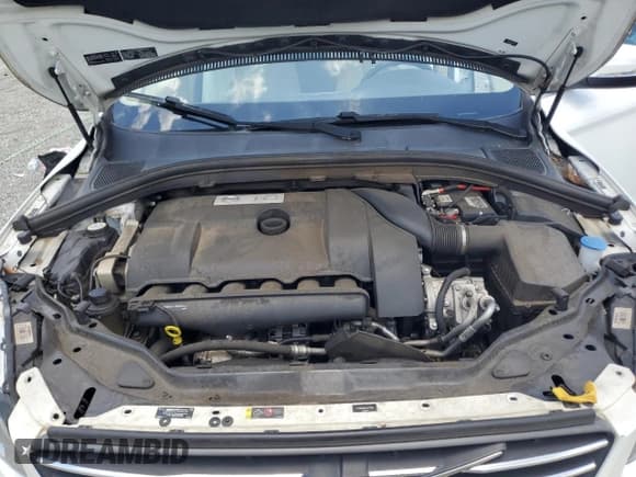 ✅ 2015 Volvo XC60 T6 Platinum • VIN: YV4902RM6F2667688 • Lot: 62876345. Wystawiony na Copart z przebiegiem 79 776 mil. Bezpłatny archiwum sprzedaży aukcyjnych z USA i szczegółowy raport historii pojazdu na DreamBid. Zdjęcie 12.