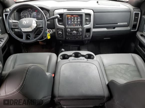 ✅ 2018 Ram 2500 Power Wagon • VIN: 3C6TR5EJ3JG101295 • Lot: 67626055. Wystawiony na Copart z przebiegiem 65 562 mil. Bezpłatny archiwum sprzedaży aukcyjnych z USA i szczegółowy raport historii pojazdu na DreamBid. Zdjęcie 8.