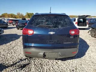 ✅ 2012 Chevrolet Traverse 1LT • VIN: 1GNKRGED7CJ368197 • Lot: 81912525. Wystawiony na Copart z przebiegiem 176 076 mil. Bezpłatny archiwum sprzedaży aukcyjnych z USA i szczegółowy raport historii pojazdu na DreamBid. Zdjęcie 6.