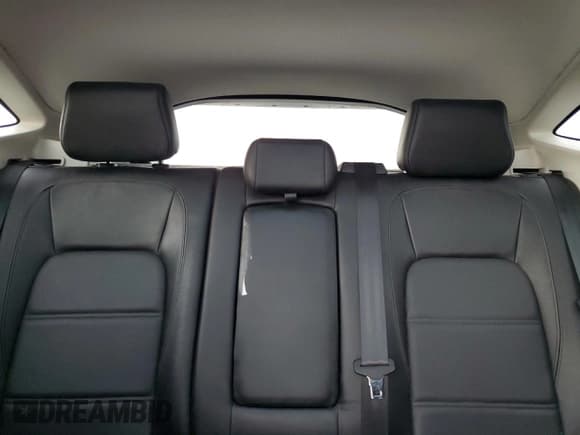 ✅ 2020 Jaguar E-Pace SE • VIN: SADFP2FX8L1013734 • Lot: 67302545. Listed on Copart with 35,410 mi. Free auction sales archive from the USA and detailed vehicle history report at DreamBid. Image 10.