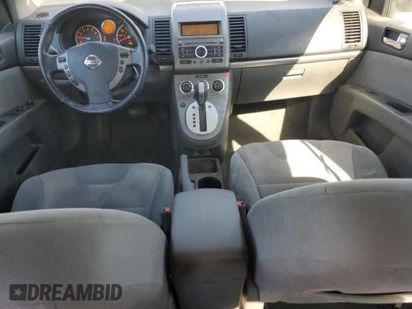 ✅ 2009 Nissan Sentra FE+ • VIN: 3N1AB61E79L675231 • Lot: 85350015. Wystawiony na Copart z przebiegiem 152 665 mil. Bezpłatny archiwum sprzedaży aukcyjnych z USA i szczegółowy raport historii pojazdu na DreamBid. Zdjęcie 8.