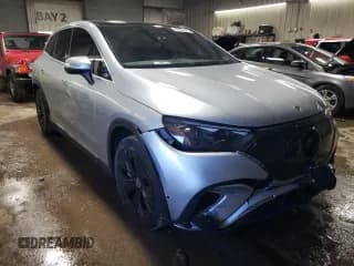 ✅ 2023 Mercedes-Benz EQE 500 • VIN: 4JGGM2CB0PA016386 • Lot: 49459514. Wystawiony na Copart z przebiegiem 14 548 mil. Bezpłatny archiwum sprzedaży aukcyjnych z USA i szczegółowy raport historii pojazdu na DreamBid. Zdjęcie 4.