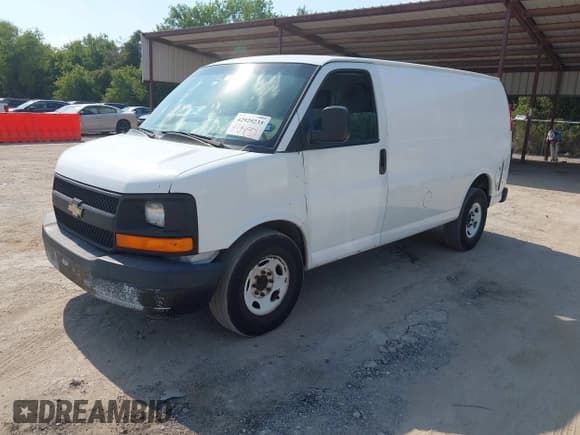 ✅ 2014 Chevrolet Express Cargo • VIN: 1GCWGFCA7E1206253 • Lot: 42929235. Listed on IAAI with 312,105 mi. Free auction sales archive from the USA and detailed vehicle history report at DreamBid. Image 2.