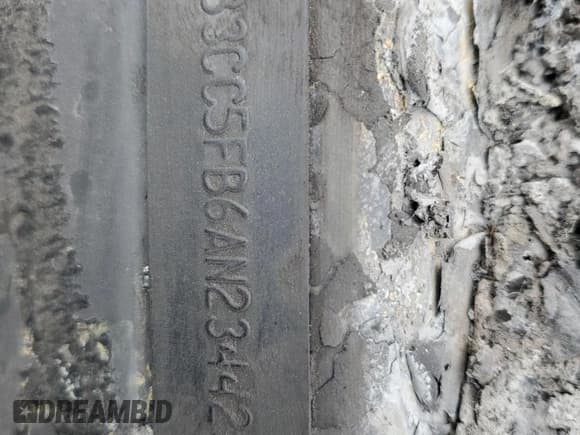 ✅ 2010 Dodge Avenger R/T • VIN: 1B3CC5FB6AN234420 • Лот: 82848674. Опубликован ранее на Copart с пробегом Не указан. Бесплатный доступ к архиву аукционных продаж из США и подробный отчёт об истории автомобиля на DreamBid. Изображение 13.