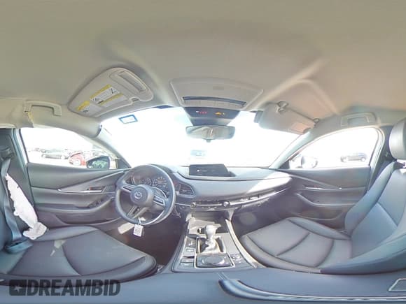 ✅ 2023 Mazda CX-30 S Select • VIN: 3MVDMBBM7PM560542 • Lot: 94560395. Wystawiony na Copart z przebiegiem 4 308 mil. Bezpłatny archiwum sprzedaży aukcyjnych z USA i szczegółowy raport historii pojazdu na DreamBid. Zdjęcie 14.