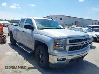 ✅ 2015 Chevrolet Silverado 1500 LT • VIN: 1GCVKREH9FZ230255 • Лот: 42810946. Опубликован ранее на IAAI с пробегом 131 323 миль. Бесплатный доступ к архиву аукционных продаж из США и подробный отчёт об истории автомобиля на DreamBid. Изображение 1.