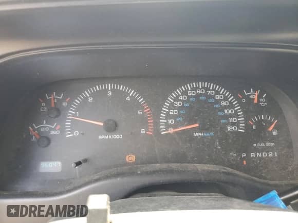 1999 Dodge Dakota SLT z VIN 1B7GL22X0XS145128, wystawiony jako Copart lot #64959364 z przebiegiem 96 047 mil mil oraz Szkoda całkowita • Salvage title. Historia ofert i sprzedaży dostępna na DreamBid. Obrazek 9.