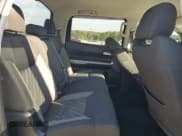 ✅ 2018 Toyota Tundra SR5 • VIN: 5TFEY5F16JX243283 • Лот: 70939845. Опубликован ранее на Copart с пробегом 140 600 миль. Бесплатный доступ к архиву аукционных продаж из США и подробный отчёт об истории автомобиля на DreamBid. Изображение 10.