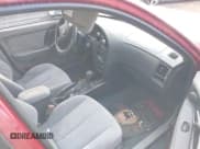 ✅ 2004 Hyundai Elantra GLS • VIN: KMHDN46D84U749465 • Lot: 40692684. Wystawiony na IAAI z przebiegiem 84 855 mil. Bezpłatny archiwum sprzedaży aukcyjnych z USA i szczegółowy raport historii pojazdu na DreamBid. Zdjęcie 5.