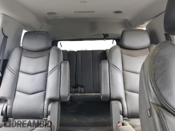 ✅ 2019 Cadillac Escalade Luxury • VIN: 1GYS4BKJ4KR271375 • Lot: 56825125. Listed on Copart with Not provided. Free auction sales archive from the USA and detailed vehicle history report at DreamBid. Image 10.