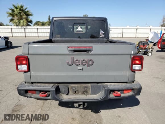 ✅ 2022 Jeep Gladiator Rubicon • VIN: 1C6JJTBG6NL132772 • Lot: 71928275. Wystawiony na Copart z przebiegiem 101 810 mil. Bezpłatny archiwum sprzedaży aukcyjnych z USA i szczegółowy raport historii pojazdu na DreamBid. Zdjęcie 6.