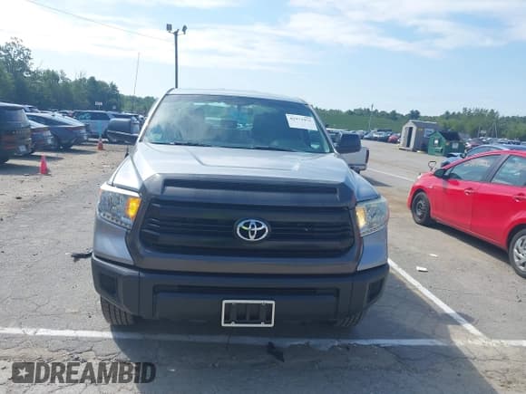 ✅ 2014 Toyota Tundra SR • VIN: 5TFUM5F19EX055516 • Lot: 42971071. Listed on IAAI with 77,010 mi. Free auction sales archive from the USA and detailed vehicle history report at DreamBid. Image 12.