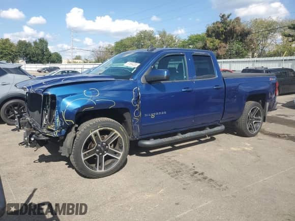 2017 Chevrolet Silverado 1500 LT с VIN 1GCVKREC7HZ333536, выставлен на аукционе Copart как лот 81864055 с пробегом 51 965 миль миль и Списание • Salvage title. История ставок и продаж доступна на DreamBid. Изображение 1.