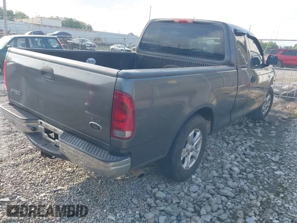 ✅ 2003 Ford F-150 XL • VIN: 1FTRX17253NA57169 • Lot: 42877130. Listed on IAAI with 502,934 mi. Free auction sales archive from the USA and detailed vehicle history report at DreamBid. Image 4.