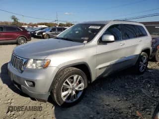 ✅ 2013 Jeep Grand Cherokee Laredo • VIN: 1C4RJFAG5DC618762 • Lot: 90259185. Listed on Copart with 230,365 mi. Free auction sales archive from the USA and detailed vehicle history report at DreamBid. Image 1.
