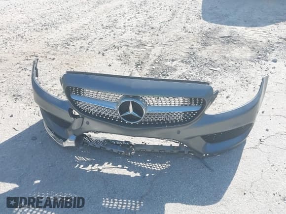 ✅ 2018 Mercedes-Benz C 300 • VIN: WDDWJ4KB3JF681630 • Lot: 40327445. Listed on IAAI with 90,967 mi. Free auction sales archive from the USA and detailed vehicle history report at DreamBid. Image 12.