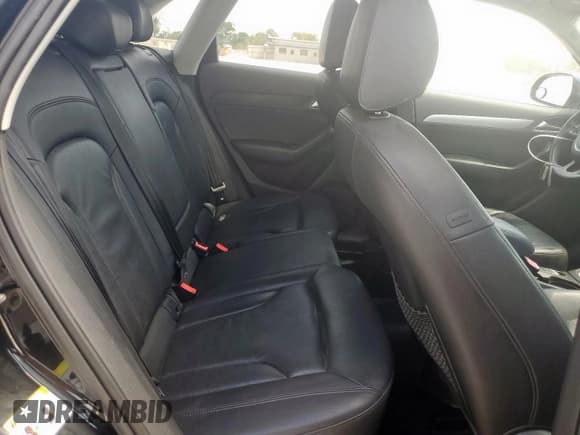 ✅ 2015 Audi Q3 Premium Plus • VIN: WA1EFCFS0FR006863 • Lot: 81391715. Wystawiony na Copart z przebiegiem 140 602 mil. Bezpłatny archiwum sprzedaży aukcyjnych z USA i szczegółowy raport historii pojazdu na DreamBid. Zdjęcie 11.