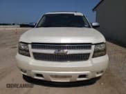 ✅ 2008 Chevrolet Suburban 2LT • VIN: 1GNFK16358R230448 • Lot: 63015024. Wystawiony na Copart z przebiegiem 157 843 mil. Bezpłatny archiwum sprzedaży aukcyjnych z USA i szczegółowy raport historii pojazdu na DreamBid. Zdjęcie 5.