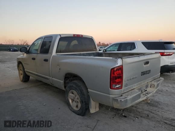 ✅ 2002 Dodge 1500 • VIN: 3D7HA18N42G150624 • Лот: 80650394. Опубликован ранее на Copart с пробегом 173 641 миль. Бесплатный доступ к архиву аукционных продаж из США и подробный отчёт об истории автомобиля на DreamBid. Изображение 2.