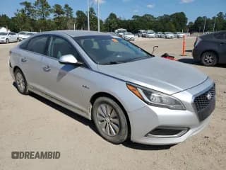 ✅ 2016 Hyundai Sonata SE • VIN: KMHE24L1XGA038170 • Лот: 87097055. Опубликован ранее на Copart с пробегом 181 344 миль. Бесплатный доступ к архиву аукционных продаж из США и подробный отчёт об истории автомобиля на DreamBid. Изображение 4.