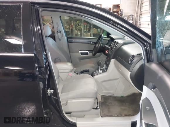 ✅ 2009 Saturn VUE XE • VIN: 3GSDL43N79S646315 • Lot: 41737209. Listed on IAAI with 114,978 mi. Free auction sales archive from the USA and detailed vehicle history report at DreamBid. Image 5.