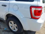 ✅ 2008 Ford Escape Hybrid • VIN: 1FMCU49H48KC64156 • Lot: 42978587. Listed on IAAI with 119,157 mi. Free auction sales archive from the USA and detailed vehicle history report at DreamBid. Image 6.