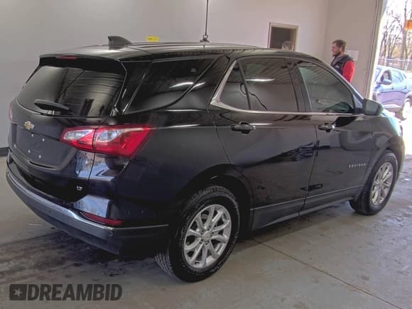 ✅ 2020 Chevrolet Equinox LT • VIN: 2GNAXJEV9L6155286 • Лот: 42832762. Опубликован ранее на IAAI с пробегом 53 668 миль. Бесплатный доступ к архиву аукционных продаж из США и подробный отчёт об истории автомобиля на DreamBid. Изображение 1.