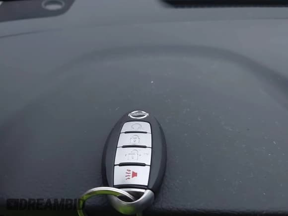 ✅ 2017 Nissan Rogue S • VIN: JN1BJ1CPXHW024497 • Lot: 43765622. Wystawiony na IAAI z przebiegiem 79 961 mil. Bezpłatny archiwum sprzedaży aukcyjnych z USA i szczegółowy raport historii pojazdu na DreamBid. Zdjęcie 11.