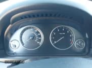 ✅ 2013 BMW 5 Series 528i • VIN: WBAXG5C59DD234650 • Lot: 43515875. Wystawiony na IAAI z przebiegiem Nie podano. Bezpłatny archiwum sprzedaży aukcyjnych z USA i szczegółowy raport historii pojazdu na DreamBid. Zdjęcie 7.