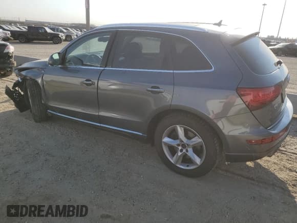 ✅ 2015 Audi SQ5 • VIN: WA1CGCFP0FA002195 • Lot: 81292485. Listed on Copart with 188,960 mi. Free auction sales archive from the USA and detailed vehicle history report at DreamBid. Image 2.