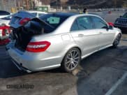✅ 2012 Mercedes-Benz E 63 AMG • VIN: WDDHF7EB5CA501989 • Lot: 43326335. Listed on IAAI with 105,982 mi. Free auction sales archive from the USA and detailed vehicle history report at DreamBid. Image 4.