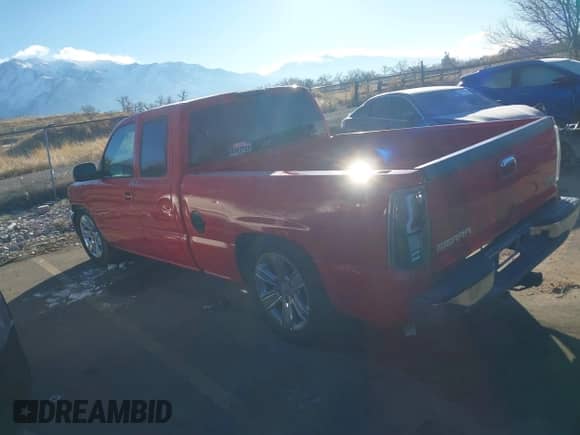 2007 GMC Sierra 1500 SLE1 with VIN 1GTEC19V67Z154073, listed as a IAAI auction lot 41290040 with 158,611 mi miles and . Bid and sale history available at DreamBid. Image 3.