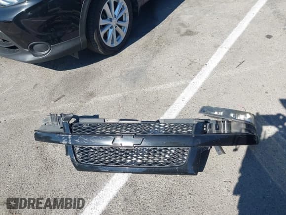 ✅ 2010 Chevrolet Colorado 1LT • VIN: 1GCDSCDE2A8100932 • Lot: 42643765. Listed on IAAI with 170,515 mi. Free auction sales archive from the USA and detailed vehicle history report at DreamBid. Image 12.