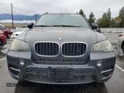 ✅ 2011 BMW X5 35i • VIN: 5UXZV4C58BL741858 • Lot: 82000175. Wystawiony na Copart z przebiegiem 170 493 mil. Bezpłatny archiwum sprzedaży aukcyjnych z USA i szczegółowy raport historii pojazdu na DreamBid. Zdjęcie 5.